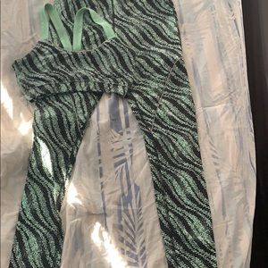 Standingtree Yoga Set